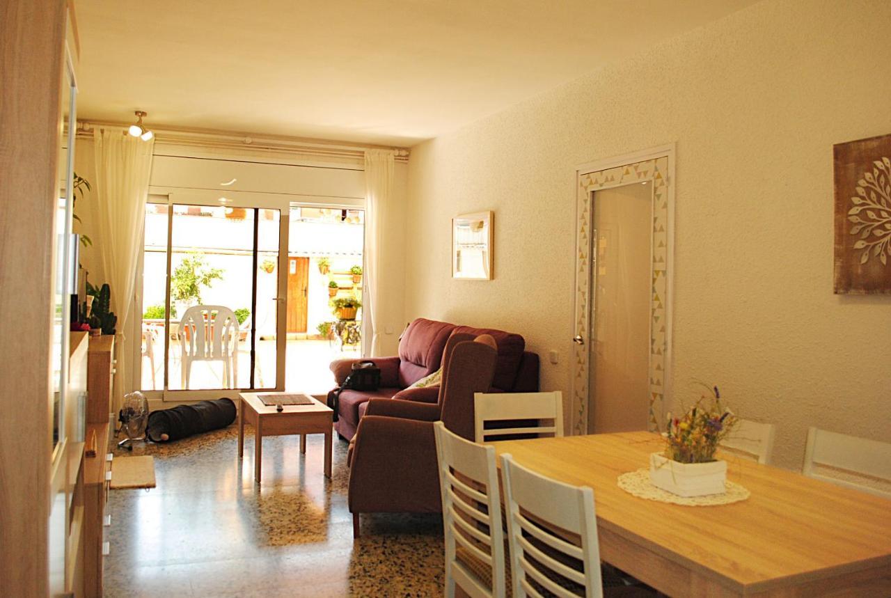 Habitacion Con Patio En Piso Compartido Capellades Екстер'єр фото