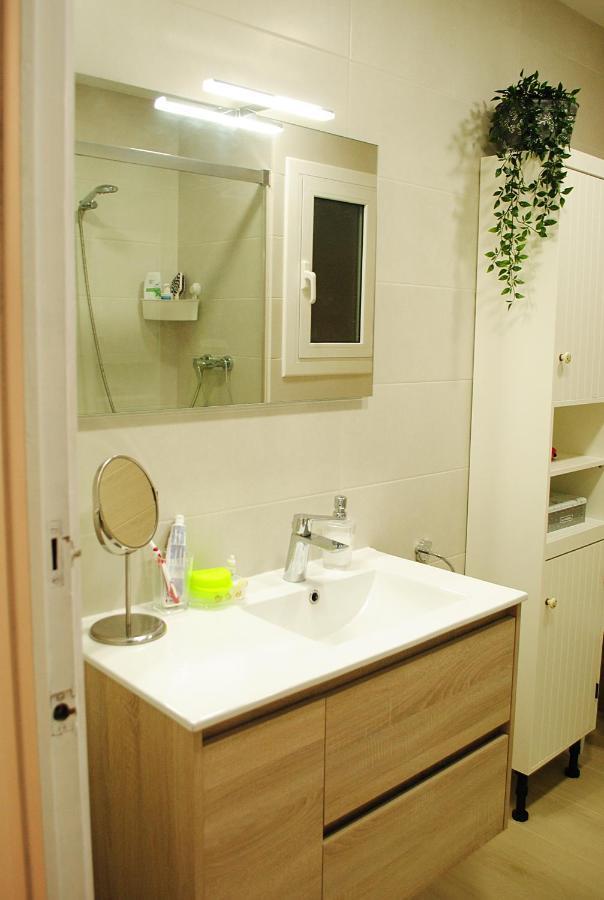 Habitacion Con Patio En Piso Compartido Capellades Екстер'єр фото