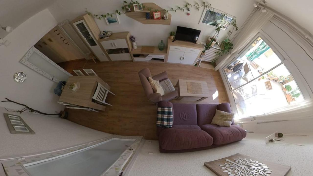 Habitacion Con Patio En Piso Compartido Capellades Екстер'єр фото